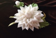 Brooch "Dahlia"