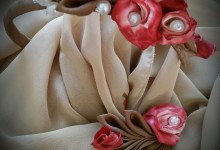 Hair band and brooch "Shades of Red"